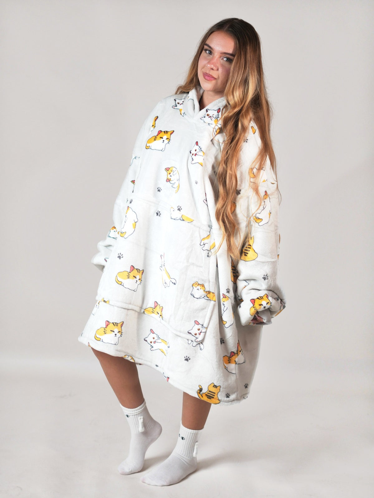 Cozy Meow hoodie blanket in cat print, Back View - Cozify Lebanon