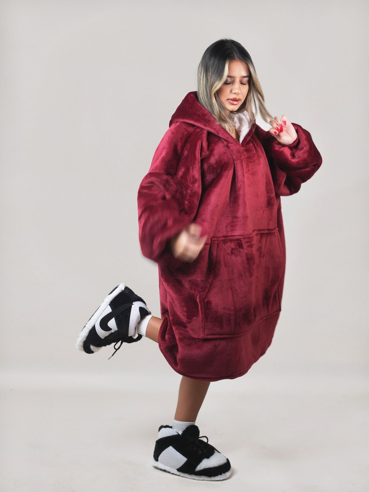 Cozy Wine hoodie blanket in wine red, Back View - Cozify Lebanon
