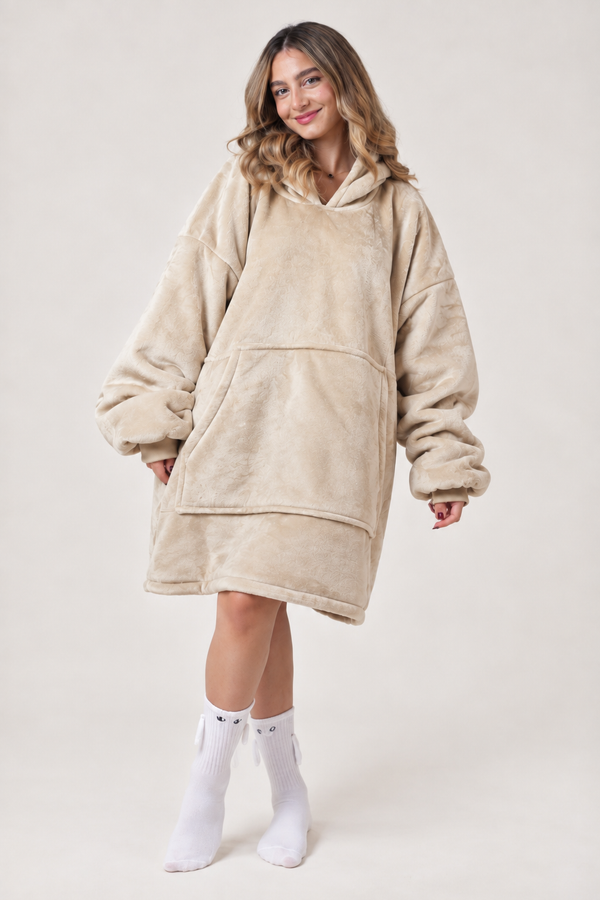 Cozy Bay 🥐 – Oversized Hoodie Blanket
