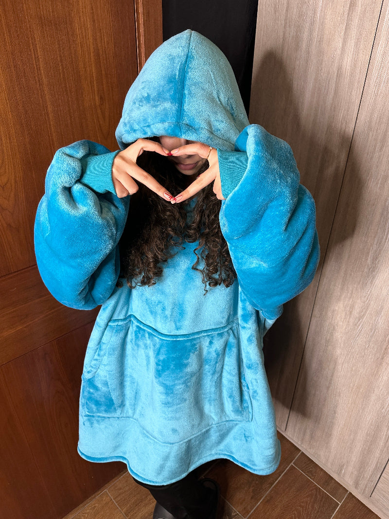Cozy Glacier hoodie blanket in icy blue, Detail View - Cozify Lebanon
