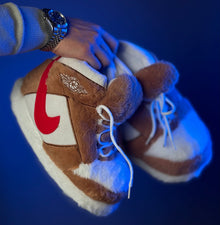 Caramel slippers