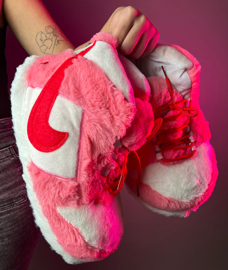 Cozy Candy Edition cloud slippers in pink - Cozify Lebanon